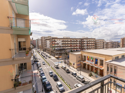 Quadrilocale da ristrutturare, Siracusa tisia tica zecchino