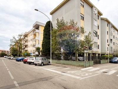 Quadrilocale in Piazza Massimo D'azeglio, Cagliari, 2 bagni, 145 m²