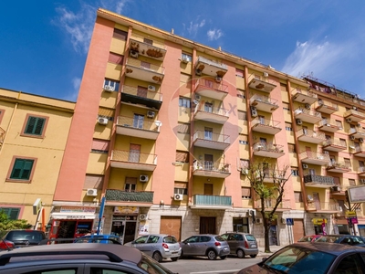 Quadrilocale in Via Giuseppe Pitre', Palermo, 1 bagno, 128 m²