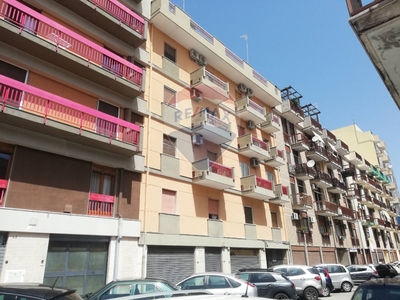 Quadrilocale in Via Pasquale Paoli, Bari, 1 bagno, 93 m², 2° piano