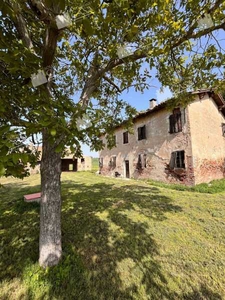 Rustico-Casale-Corte in Vendita ad Pieve di Cento - 145000 Euro