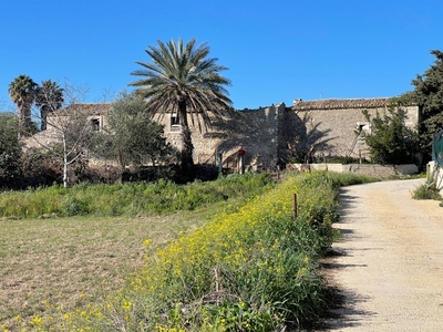 Rustico in Contrada pantano, Siracusa, 10 locali, 1 bagno, 4000 m²