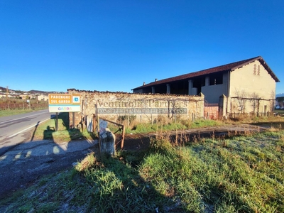 Rustico in vendita a Padenghe Sul Garda