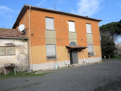 Rustico in vendita a Roccastrada