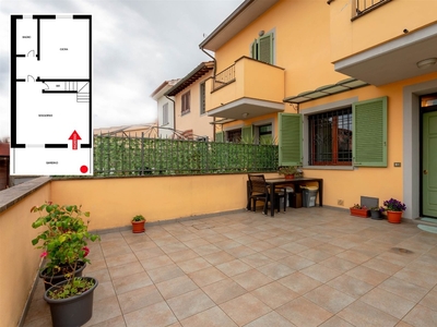 Terratetto - terracielo in Via renato mannocci, Prato, 5 locali, 98 m²