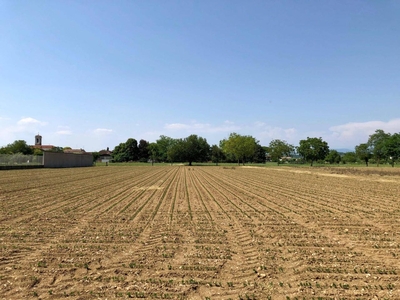 Terreno edificabile in vendita a Manzano