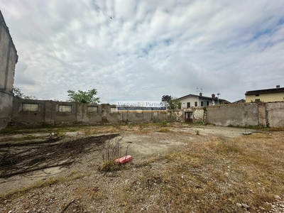 Terreno edificabile residenziale in vendita a Lonato