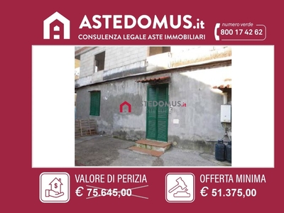 Trilocale in Via Nazionale Appia, Casapulla, 1 bagno, 60 m² in vendita