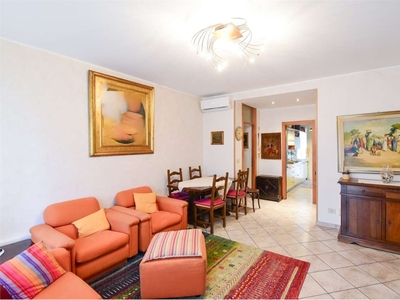 Trilocale in Via Prati 81, Desio, 1 bagno, 88 m², 1° piano in vendita