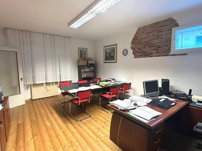 Ufficio in Affitto a Udine - 570 Euro al mese