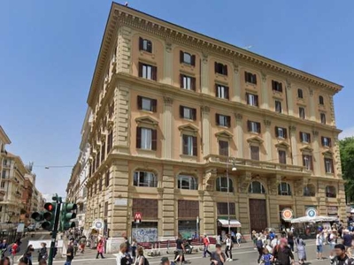Ufficio in Vendita ad Roma - 705000 Euro