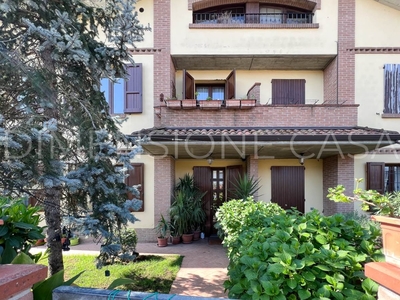 Villa a schiera a San Prospero, 8 locali, 2 bagni, 160 m² in vendita