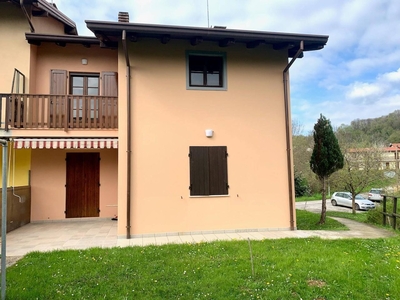 Villa a schiera in vendita a Castelnovo Del Friuli