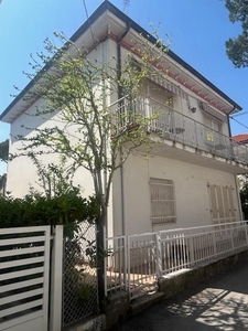 Villa a schiera in vendita a Riccione