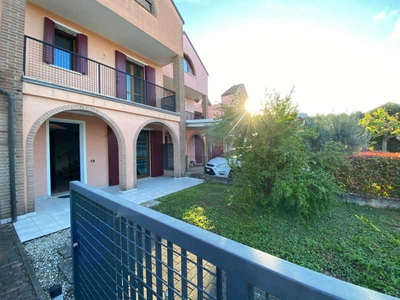 Villa a Schiera in Vendita ad Arre - 185000 Euro