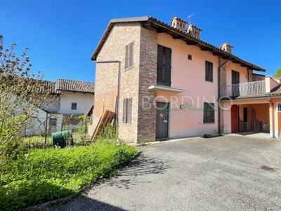 Villa a Schiera in Vendita ad Magliano Alfieri - 165000 Euro