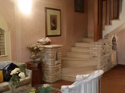 Villa a Schiera in Vendita ad Montichiari - 207563 Euro