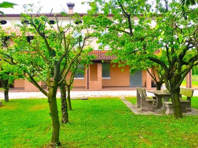 Villa Bifamiliare in Vendita ad Resana - 265000 Euro