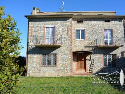 Villa in Affitto ad Castiglione del Lago - 1200 Euro