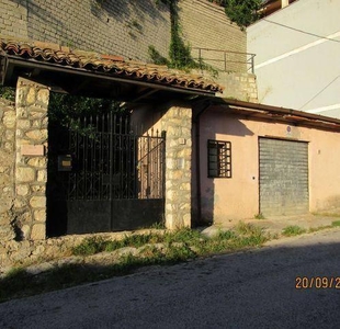 Villa in vendita a Carsoli