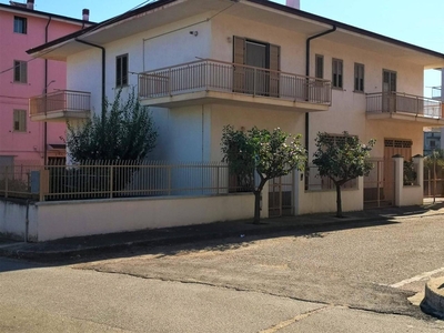 Villa in vendita a Cassano Allo Ionio