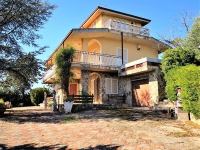 Villa in vendita a Cassano Allo Ionio