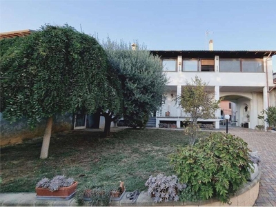 Villa in vendita a Castelletto Monferrato