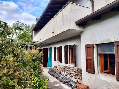 Villa in vendita a Castelnovo Del Friuli