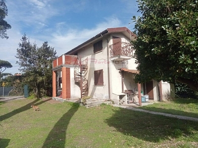 villa in vendita a Forte dei Marmi