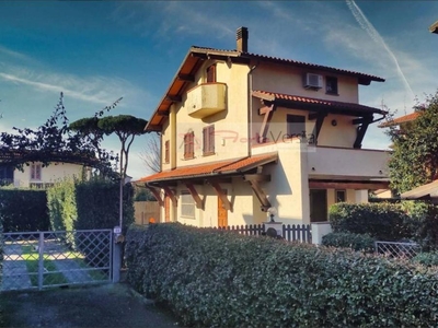 villa in vendita a Forte dei Marmi