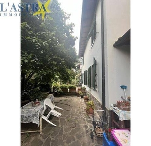 Villa in vendita a Lastra A Signa