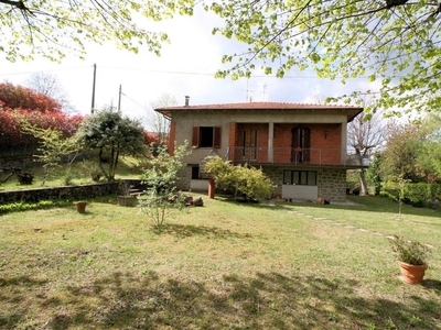 Villa in vendita a Marliana