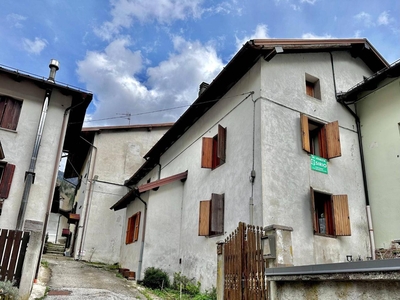 Villa in vendita a Pontebba