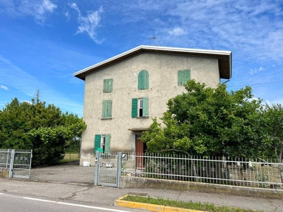 Villa in vendita a Poviglio