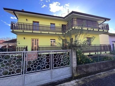 Villa in vendita a Ragogna