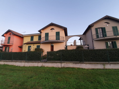 villa in vendita a Villanova Monferrato