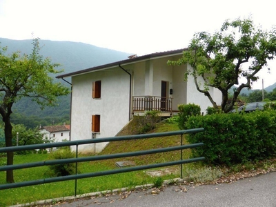 Villa in vendita a Vito D'Asio