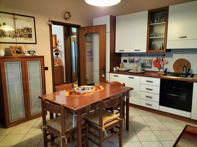 Villa singola in Via GAVELLO- Via Veneziano 2, Gavello, 5 locali