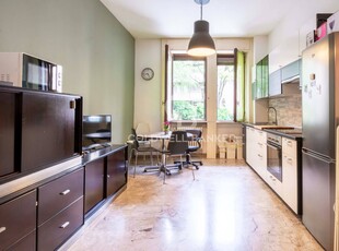 Appartamento in vendita a Milano - Zona: Milano-De Angeli Vercelli Washington