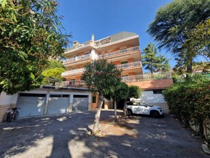 Appartamento in Vendita a Riva Ligure Riva Ligure