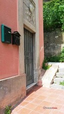 Casa Bi - Trifamiliare in Affitto a Messina via Pietro Castelli