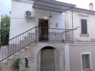 Casa Indipendente a Corigliano Rossano in Via Colonna Sant'Isidoro 22, Rossano (CS)