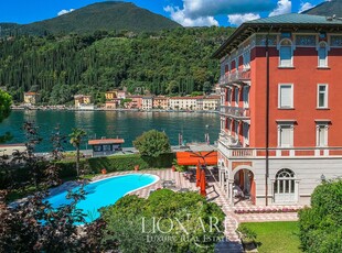Hotel di charme in vendita sulle sponde del Lago di Garda