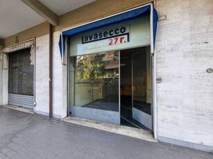 Locale Commerciale in Affitto ad Genova - 500 Euro