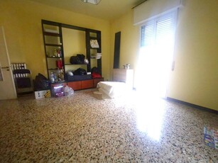 Quadrilocale in Vendita a Imperia, 180'000€, 120 m²