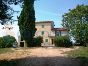 Rustico casale in vendita a Casciana Terme Lari