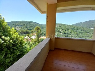 Villa a Catanzaro in Via Onofrio Colace, S. Elia