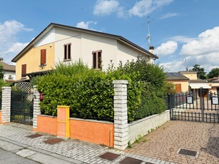 Villa Bifamiliare a Brescia in Villaggio Violino, Villaggio Violino