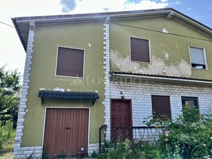 Villa Bifamiliare a Brescia in Villaggio Violino, Villaggio Violino