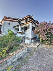 Villa Bifamiliare a Sassari in Via Buddi Buddi 96, Buddi buddi